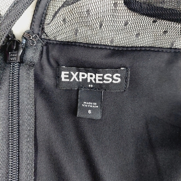 Express Floral Print With A Sweetheart Mesh Neckline Black Mini Dress P2158 - Picture 5 of 7